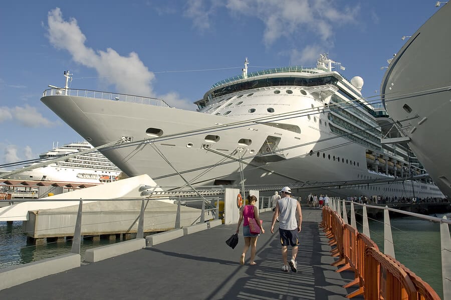 hire best attorney for cruise ship accident